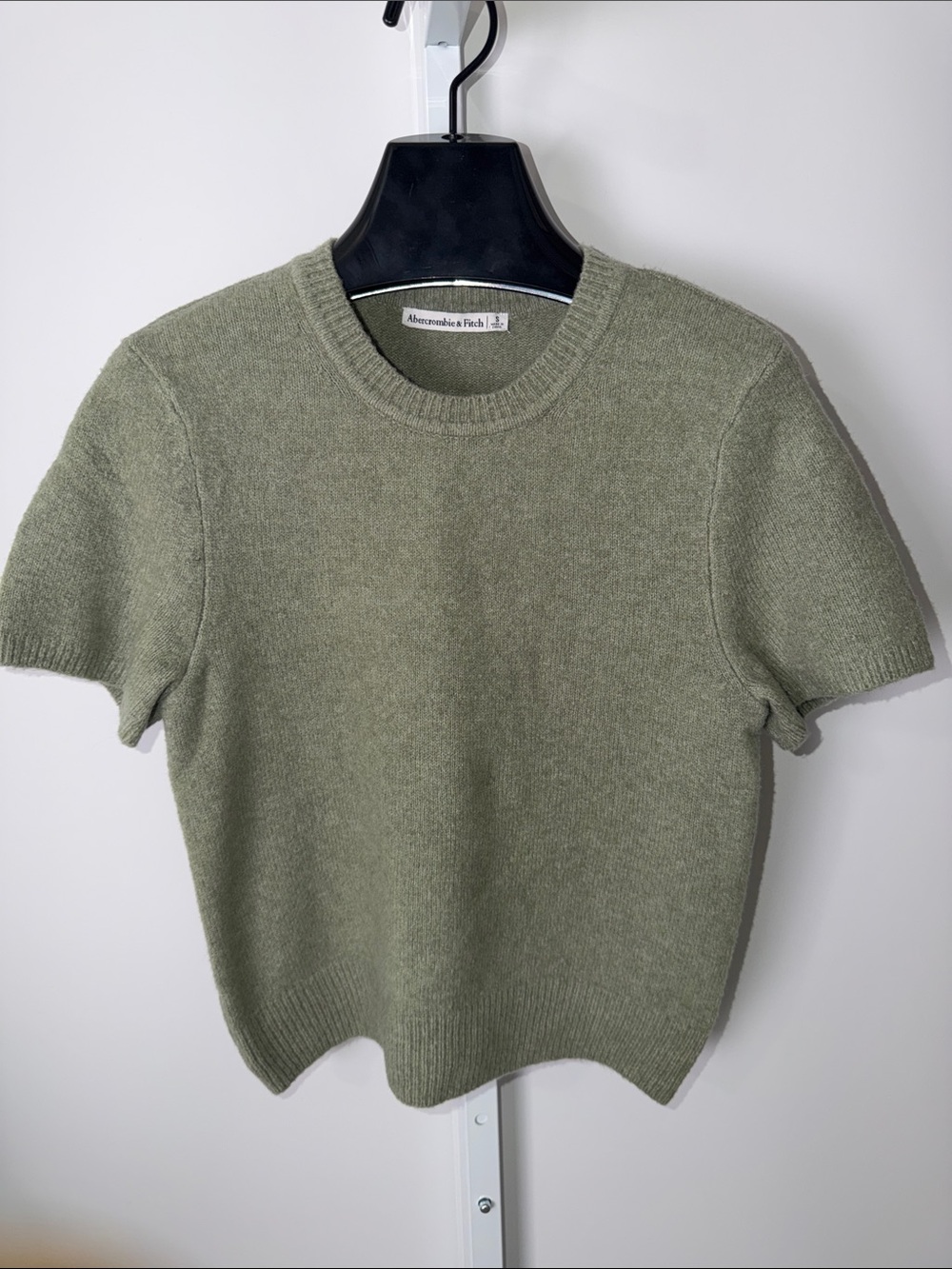 Abercrombie & Fitch Short Sleeve Crewneck Sweater in Sage